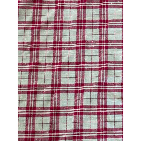 Red & White Plaid Woven Tablecloth With Fringe Edges 43" X 42" - Picture 2 of 6